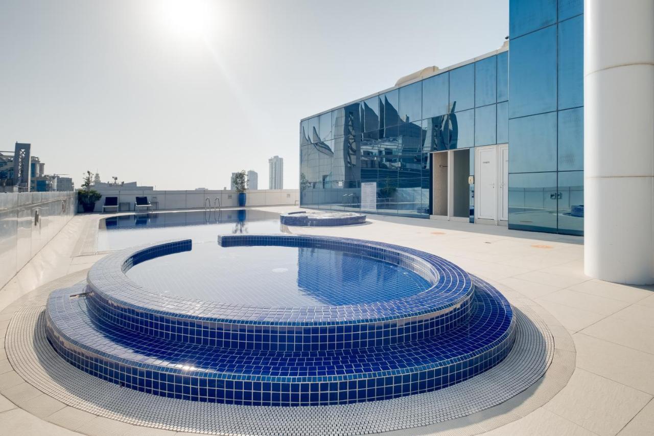 Luxury Apt - Rooftop Pool - City View Ντουμπάι Εξωτερικό φωτογραφία